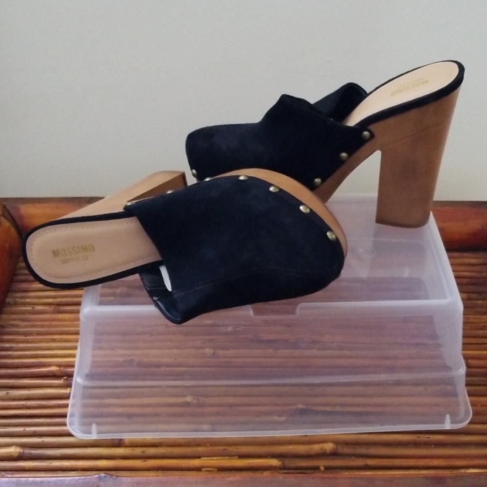 Ladies shoes